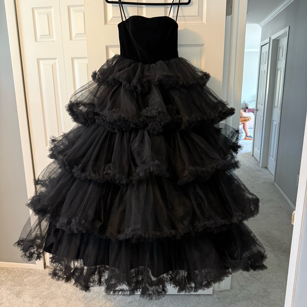 Mac Duggal Ballgown Size 4
